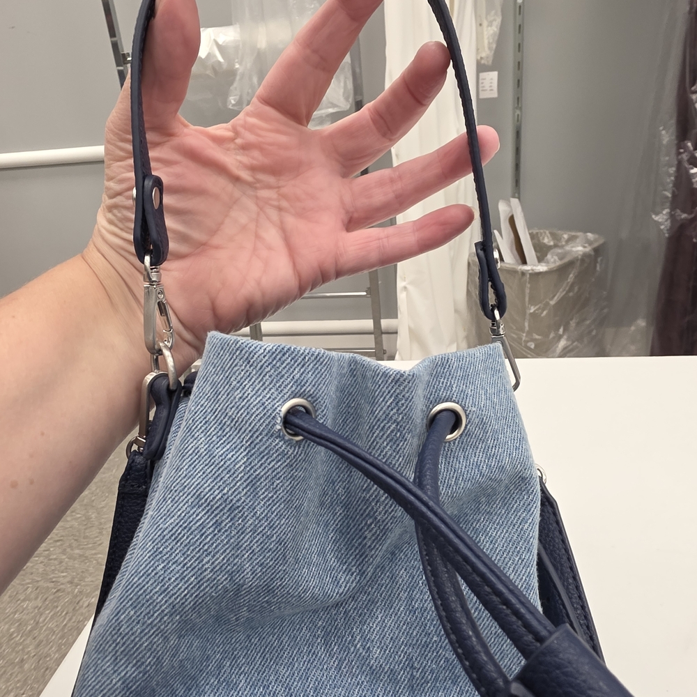 Levi's Denim Blue Women's Bucket Bag - Picture 9 of 14